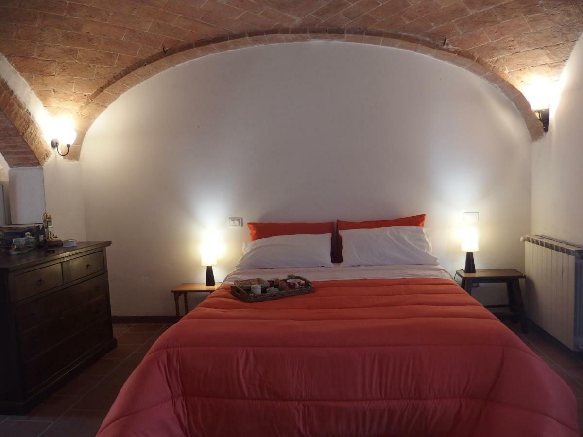 Podere Alberello Торрита-ди-Сьена Экстерьер фото