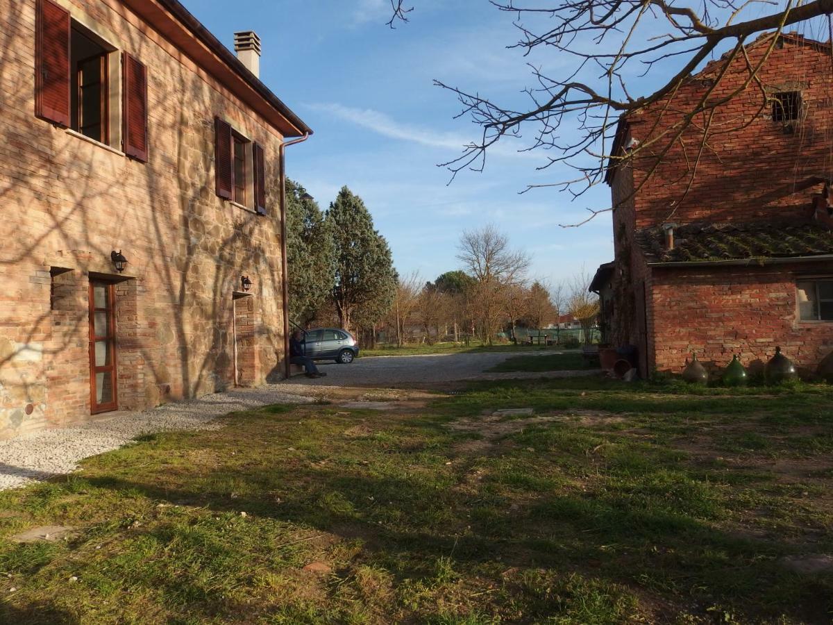 Podere Alberello Торрита-ди-Сьена Экстерьер фото